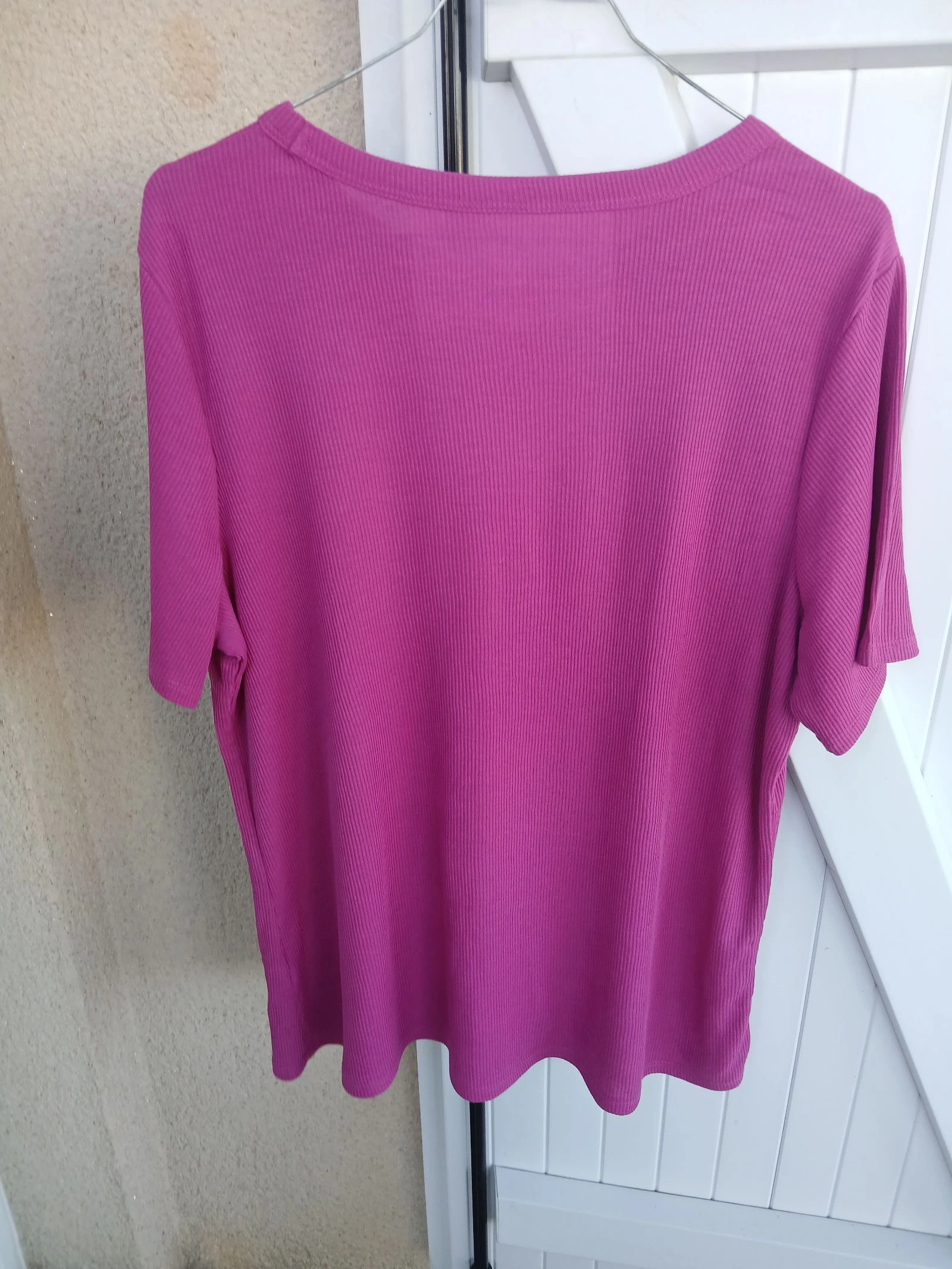 Women's Kiabi t-shirt size 46/48 – photo 2